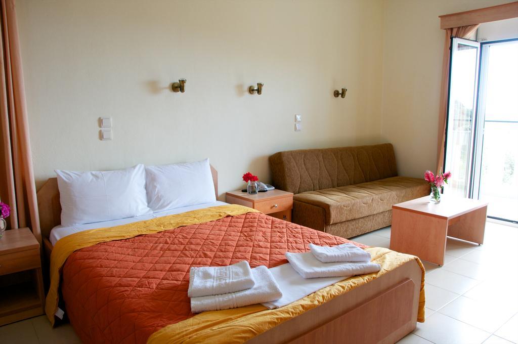Virgin Mary Apartment โรดาคิโน ภายนอก รูปภาพ
