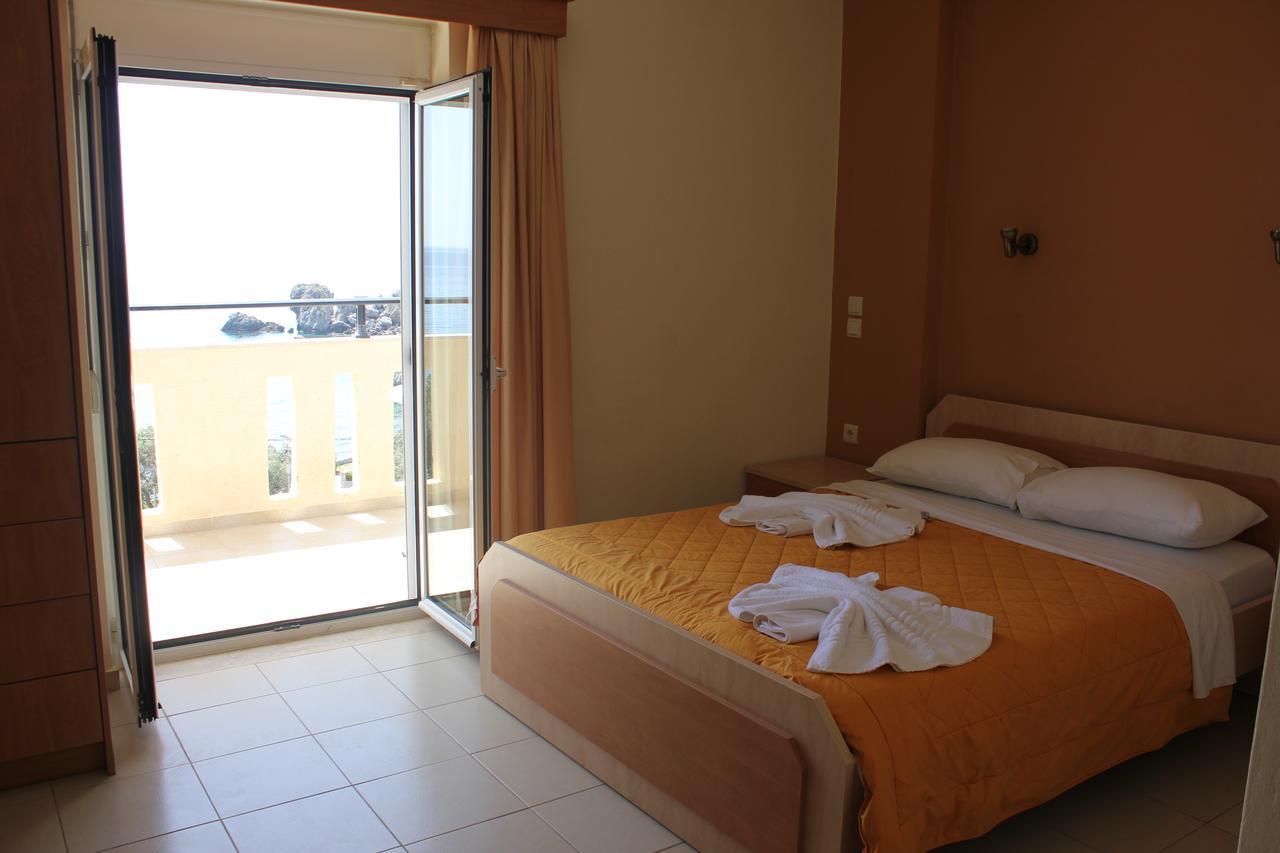 Virgin Mary Apartment โรดาคิโน ภายนอก รูปภาพ